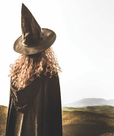 Halloween witch Internet