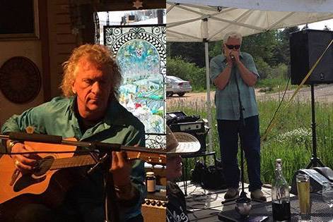 Snowpack Taproom live music with Jerry and Jack